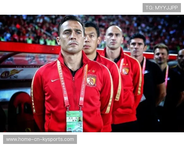 中国足球转会动态： 某国脚世界杯前夕确认加盟意甲，解析背后经纪团队。